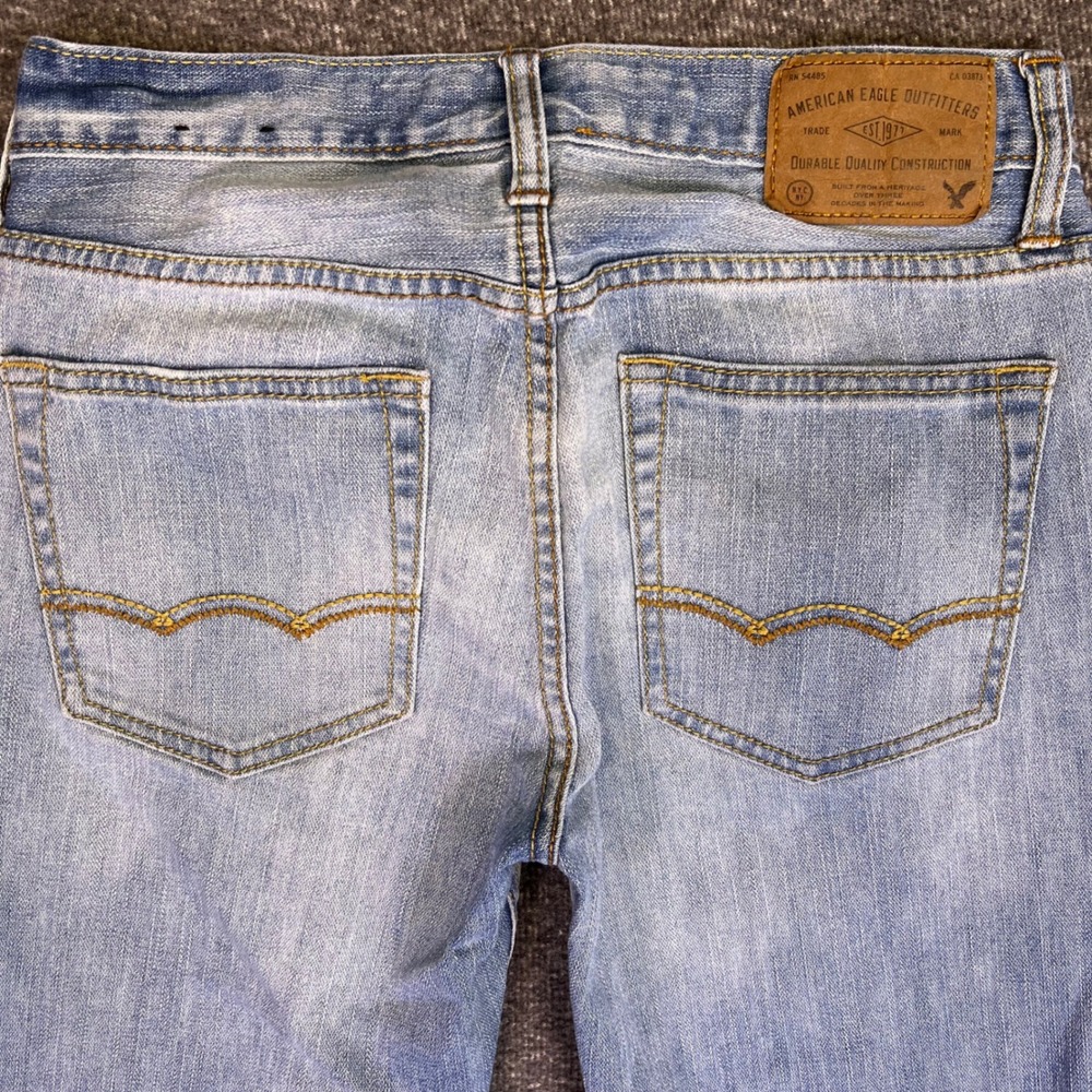 American Eagle Jeans Mens 28x26 Light Blue Straight Core Flex Classic Casual Y2K - Picture 9 of 14